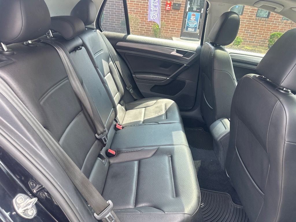 2021 Volkswagen Golf - $13,800