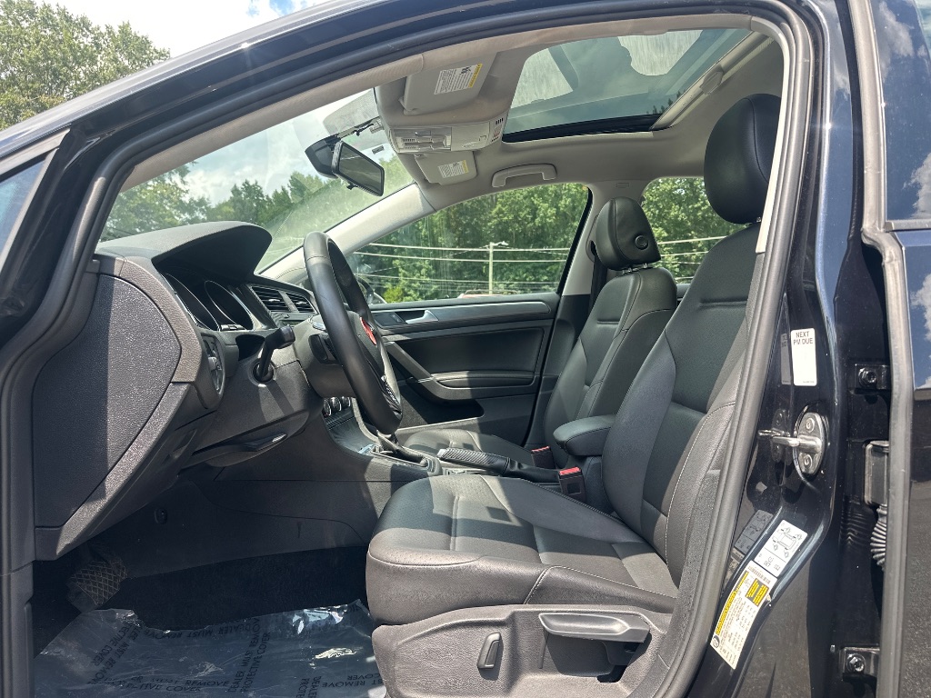 2021 Volkswagen Golf - $13,800