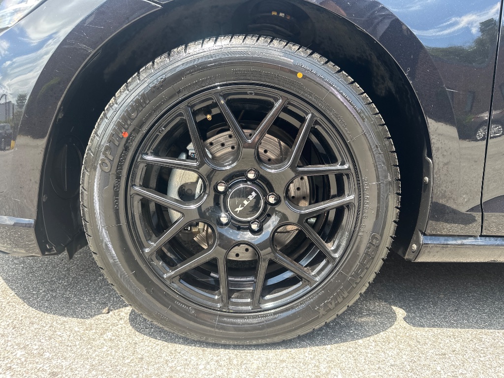 2021 Volkswagen Golf - $13,800