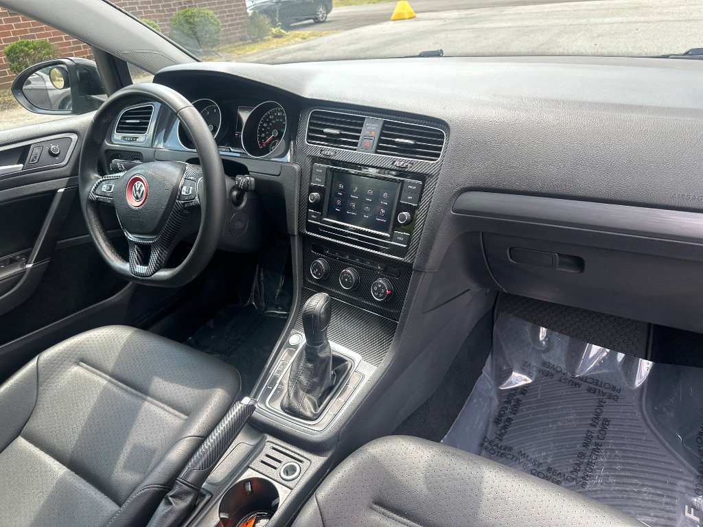 2021 Volkswagen Golf - $13,800