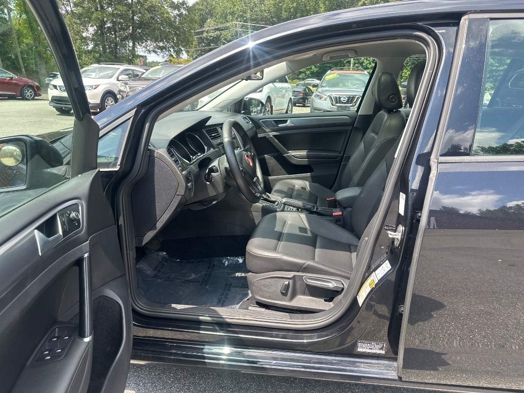 2021 Volkswagen Golf - $13,800