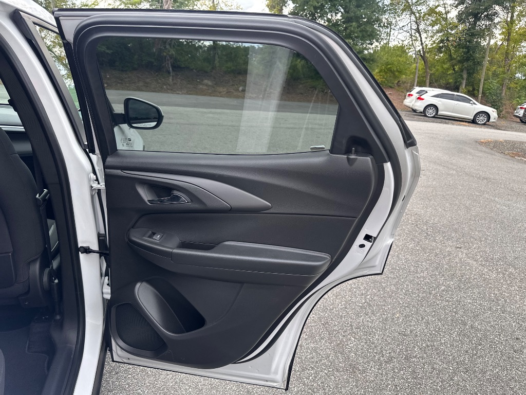 2025 Chevrolet Blazer - $21,999