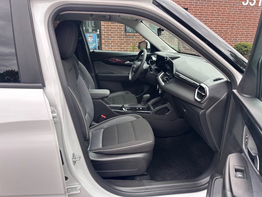 2025 Chevrolet Blazer - $21,999