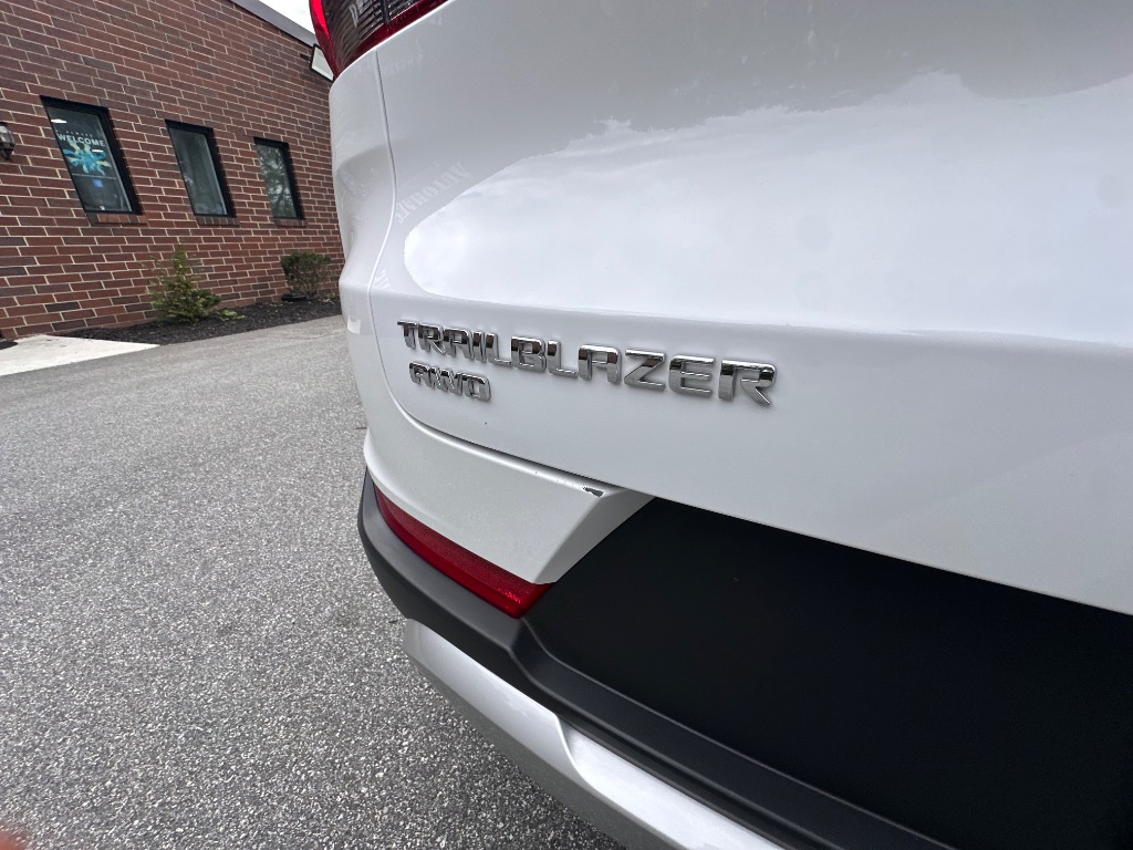 2025 Chevrolet Blazer - $21,999