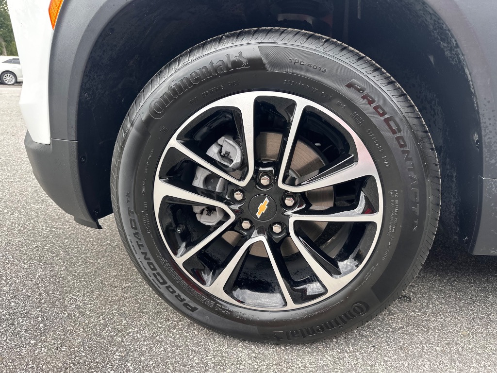 2025 Chevrolet Blazer - $21,999
