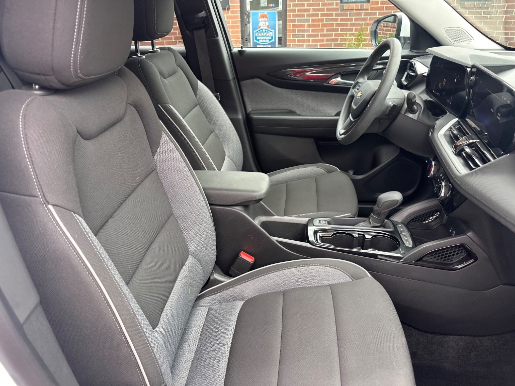 2025 Chevrolet Blazer - $21,999