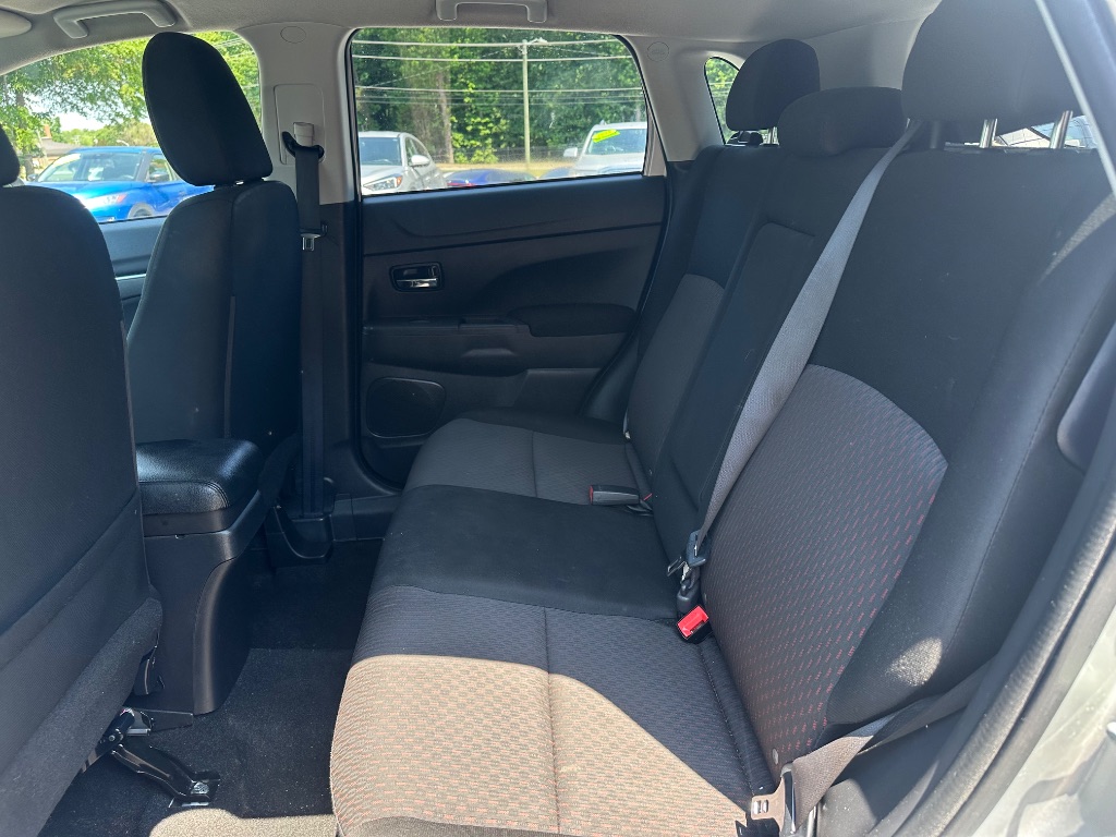 2019 Mitsubishi Outlander - $9,600