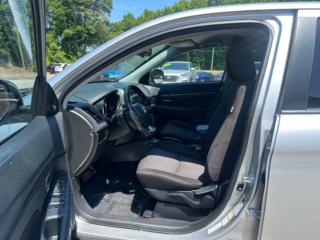 2019 Mitsubishi Outlander - $9,600