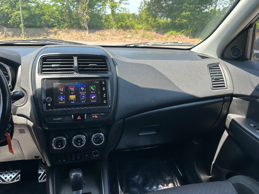 2019 Mitsubishi Outlander - $9,600