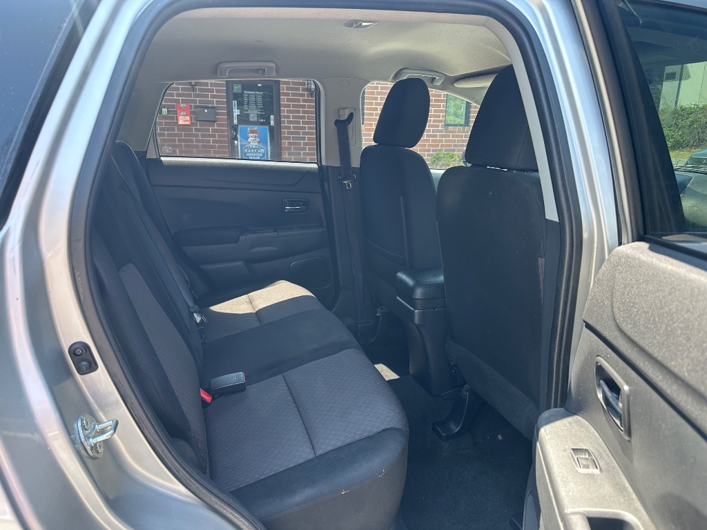 2019 Mitsubishi Outlander - $9,600