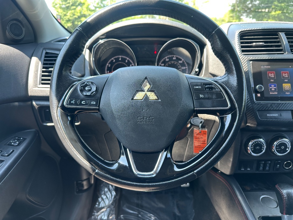2019 Mitsubishi Outlander - $9,600
