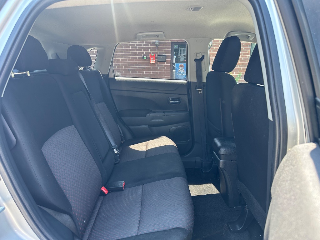 2019 Mitsubishi Outlander - $9,600
