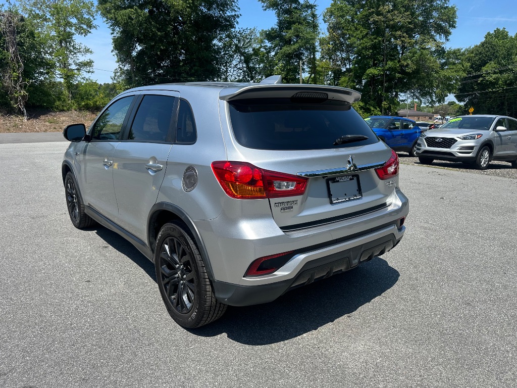 2019 Mitsubishi Outlander - $9,600