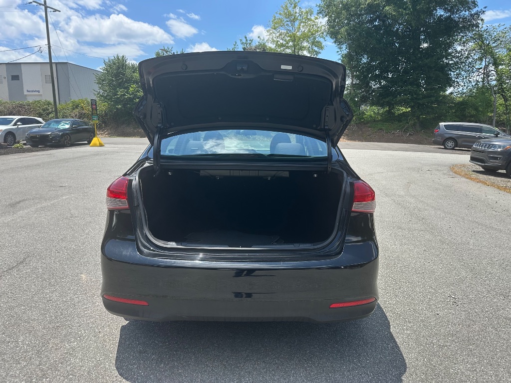 2018 Kia Forte - $9,600