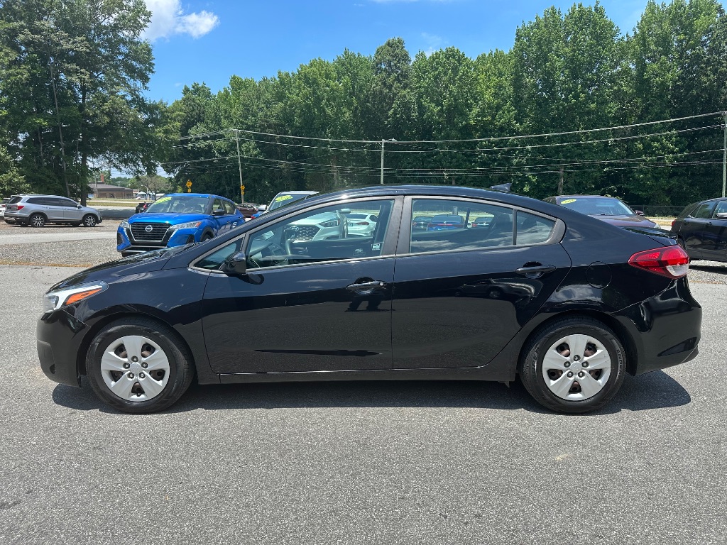 2018 Kia Forte - $9,600