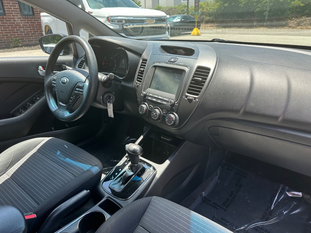 2018 Kia Forte - $9,600