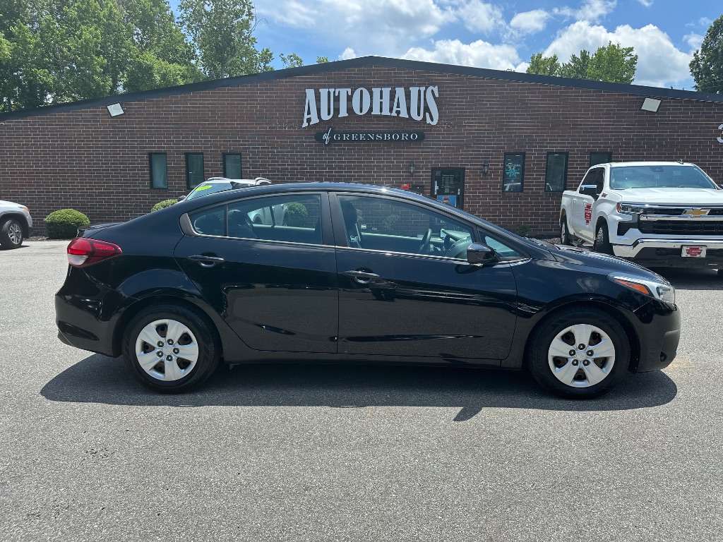 2018 Kia Forte - $9,600