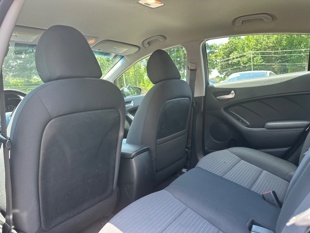 2018 Kia Forte - $9,600