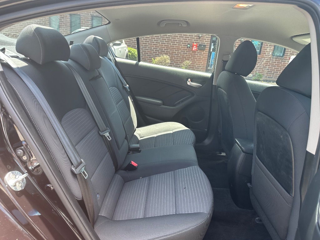 2018 Kia Forte - $9,600