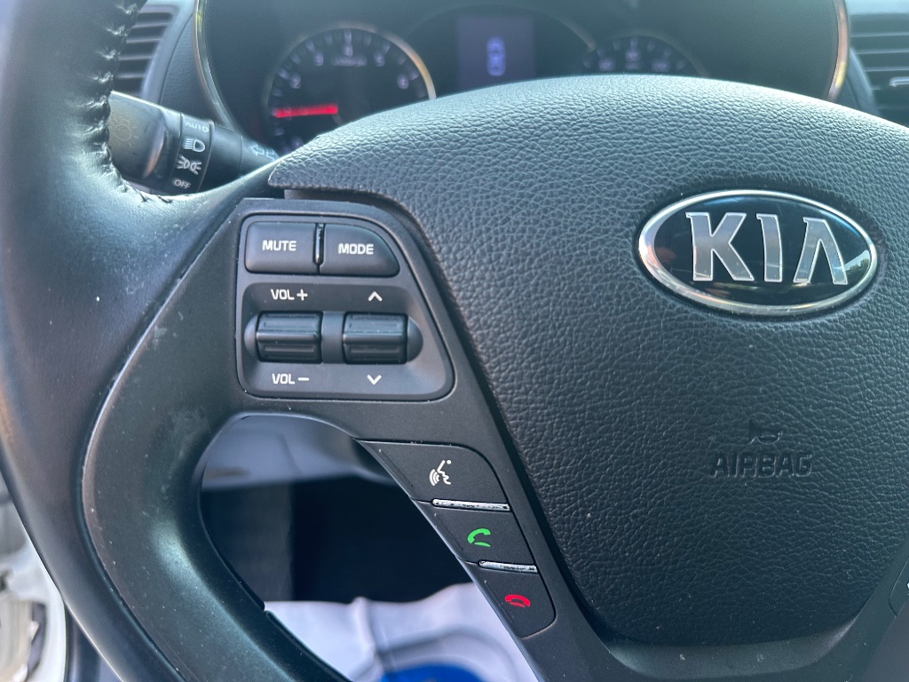 2015 Kia Forte - $6,999