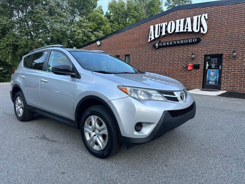 2014 Toyota RAV4 - $11,300