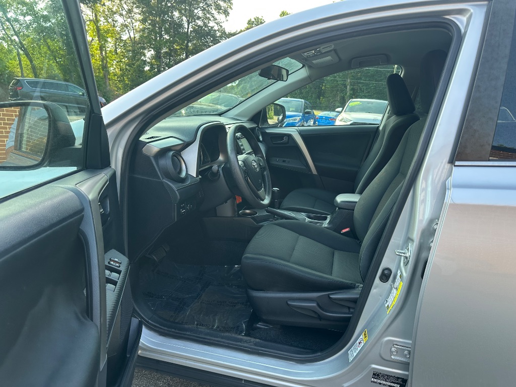 2014 Toyota RAV4 - $11,300