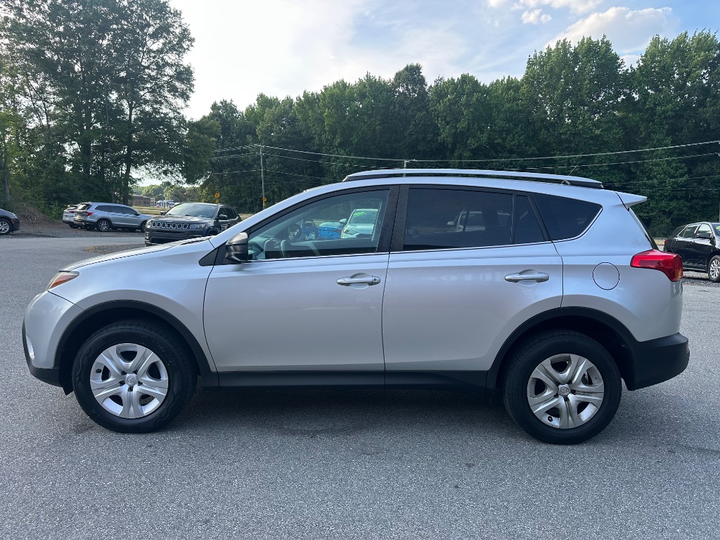 2014 Toyota RAV4 - $11,300