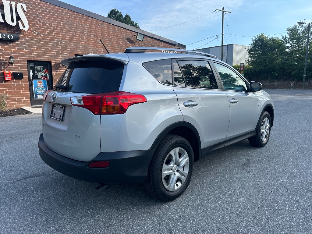 2014 Toyota RAV4 - $11,300