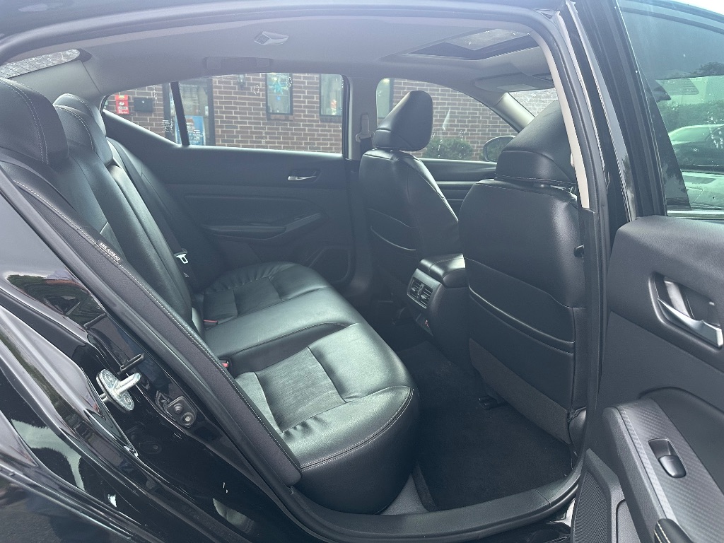 2019 Nissan Altima - $14,999