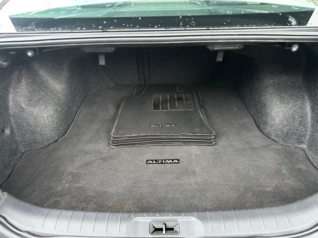 2019 Nissan Altima - $14,999