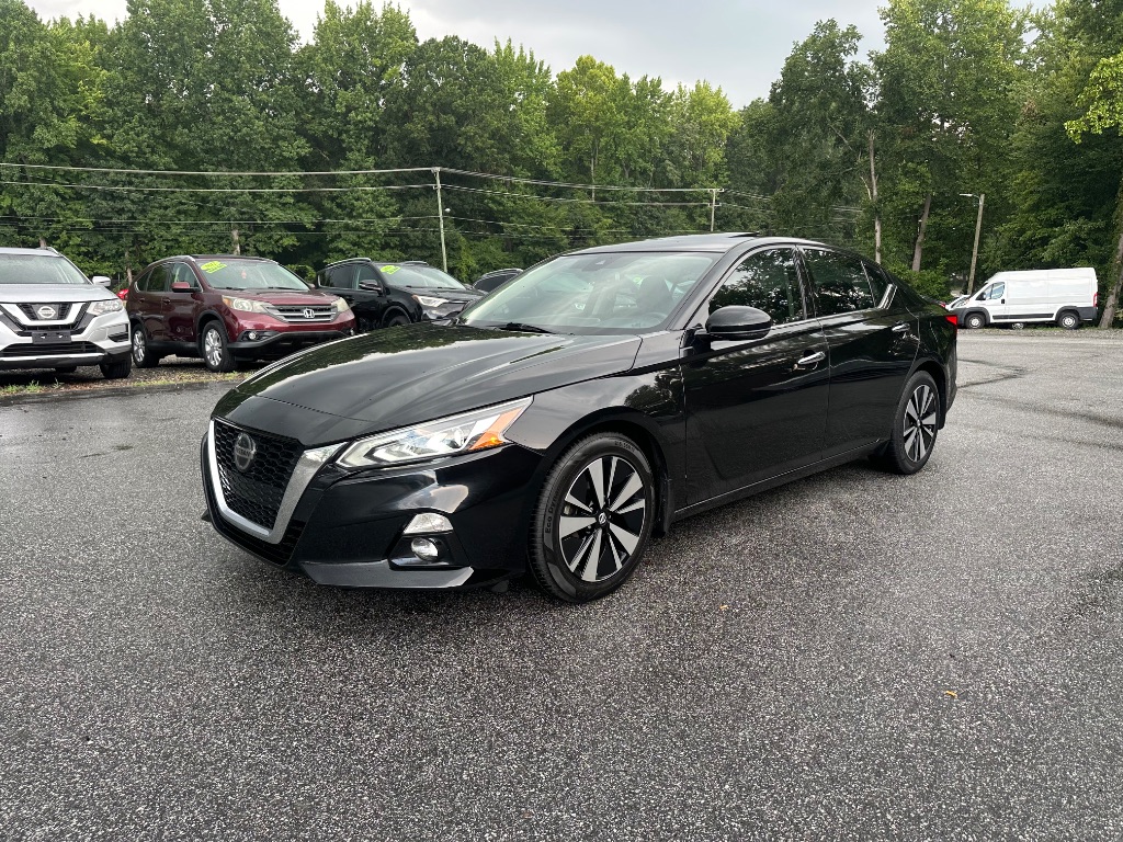 2019 Nissan Altima - $14,999