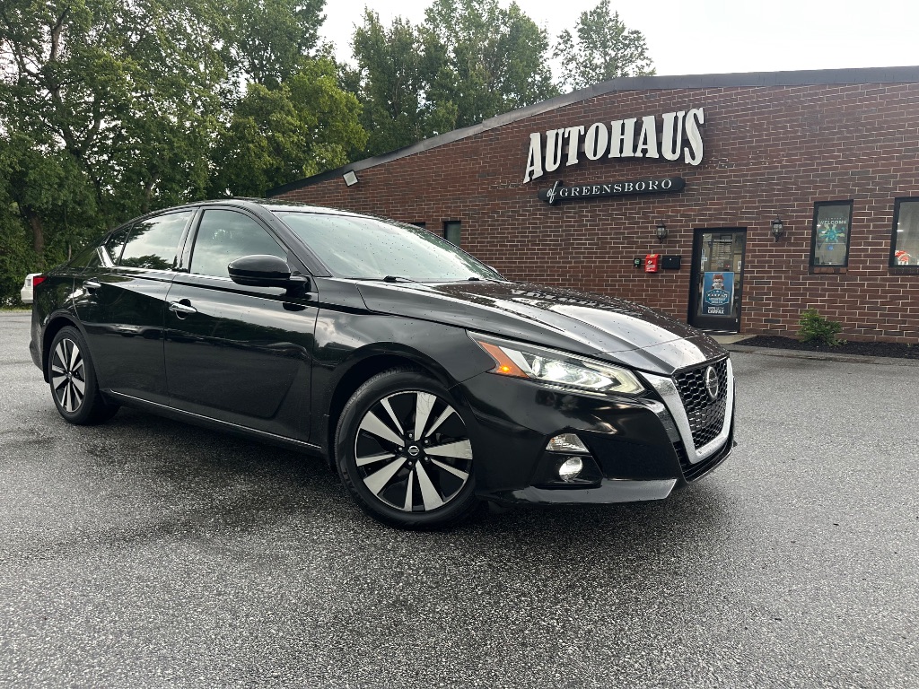 2019 Nissan Altima - $14,999