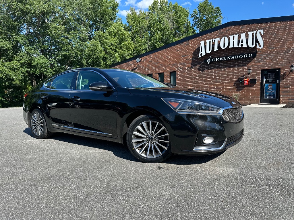 2019 Kia Cadenza - $14,299