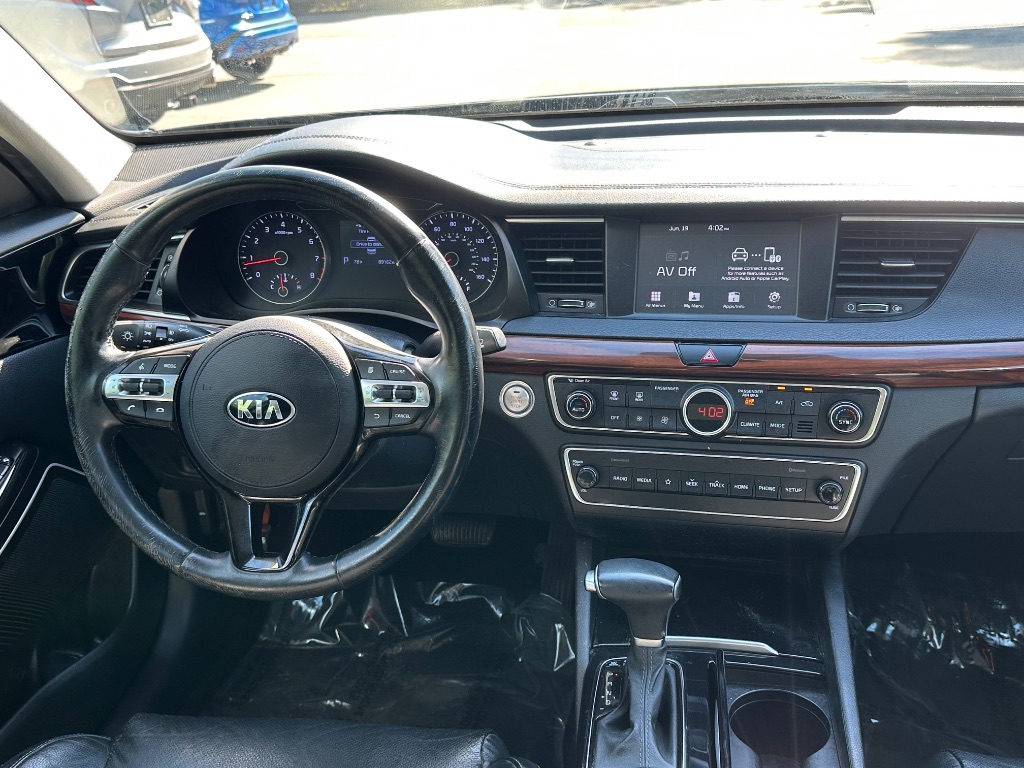 2019 Kia Cadenza - $14,299