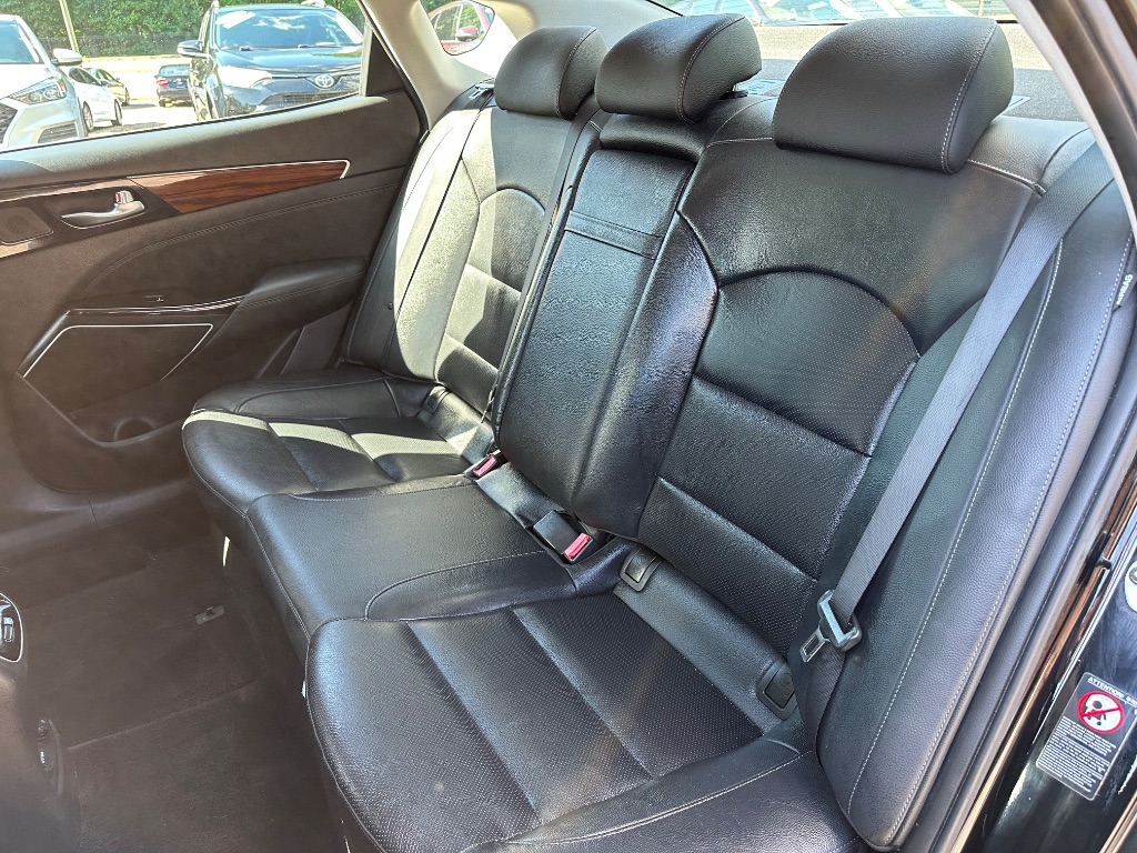 2019 Kia Cadenza - $14,299