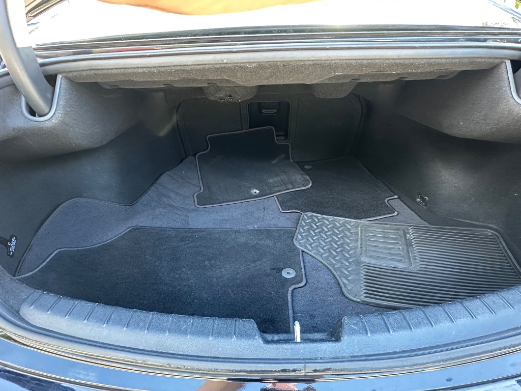 2019 Kia Cadenza - $14,299