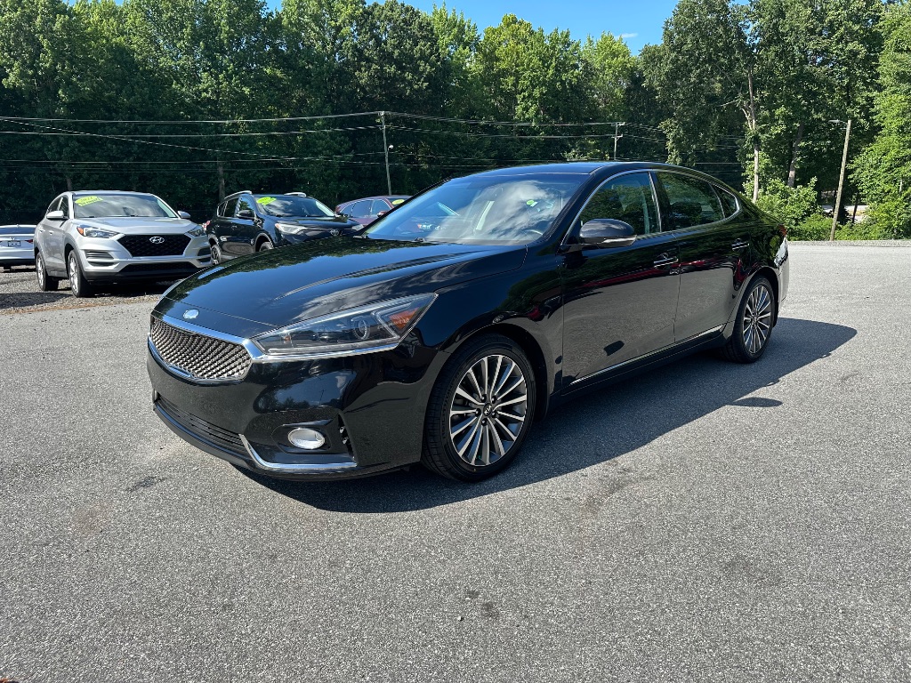 2019 Kia Cadenza - $14,299