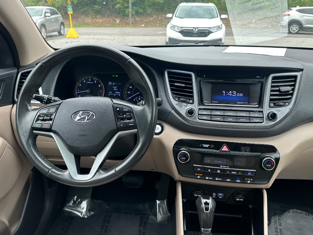 2017 Hyundai Tucson - $11,999