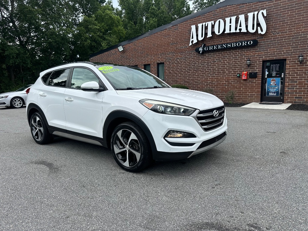 2017 Hyundai Tucson - $11,999