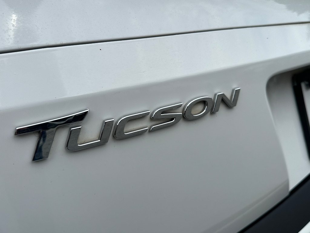 2017 Hyundai Tucson - $11,999