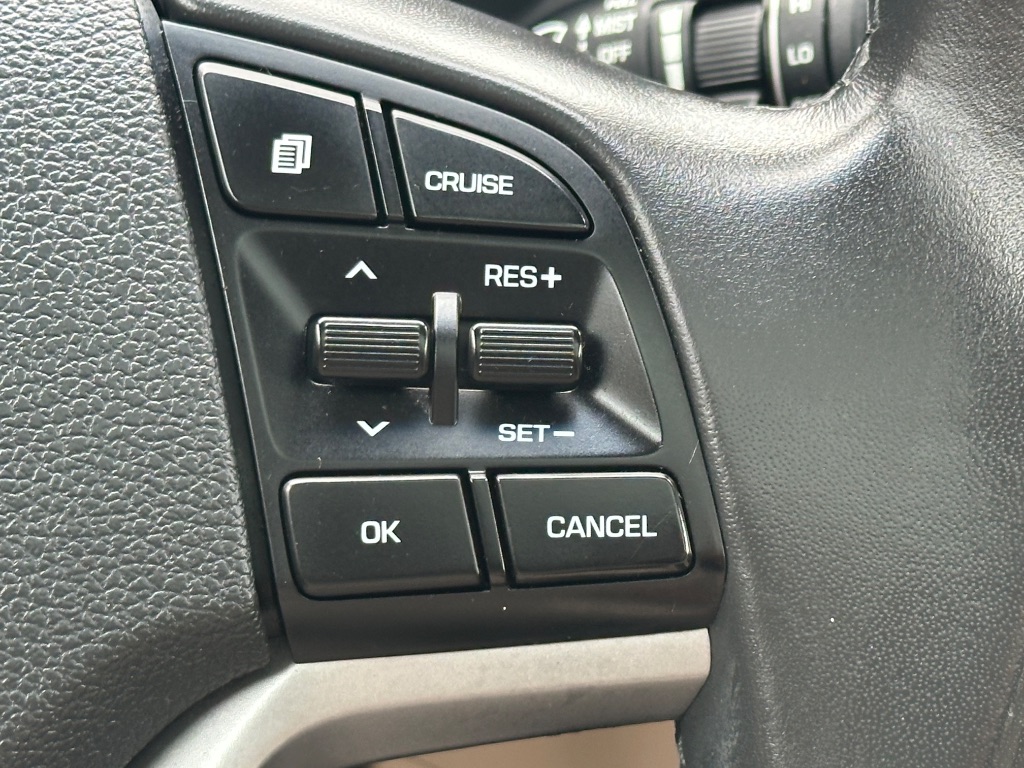 2017 Hyundai Tucson - $11,999