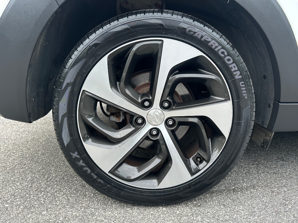 2017 Hyundai Tucson - $11,999