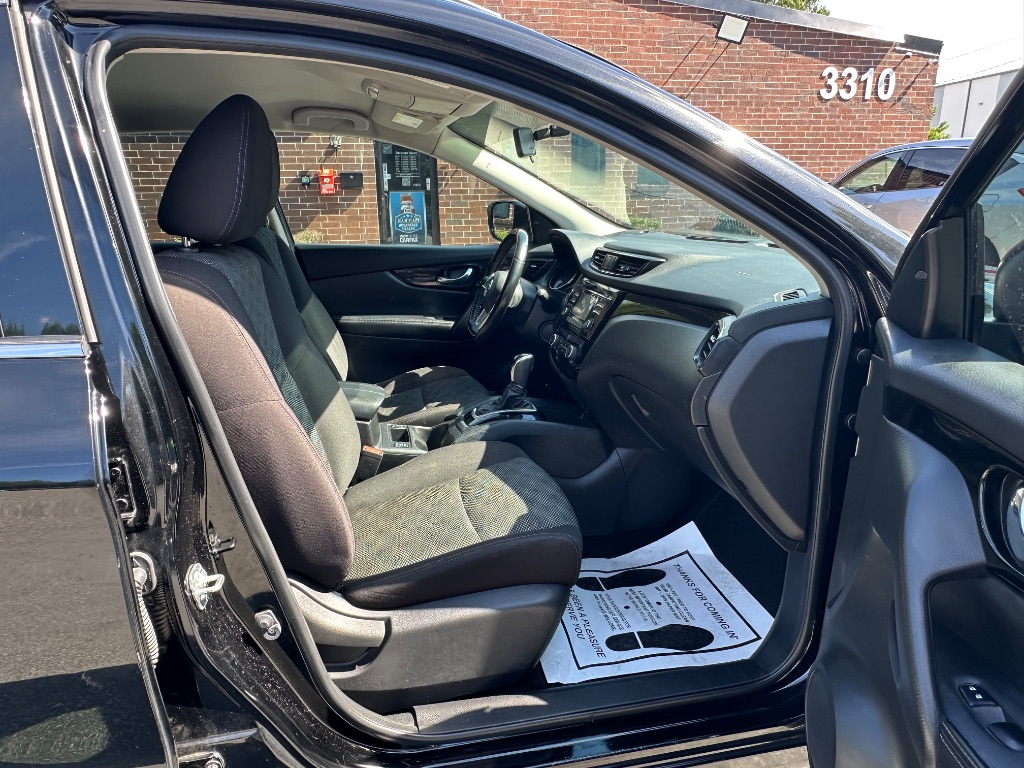 2018 Nissan Rogue - $9,499