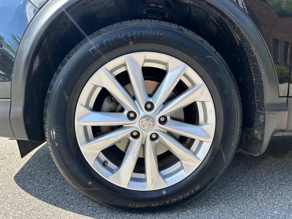 2018 Nissan Rogue - $9,499