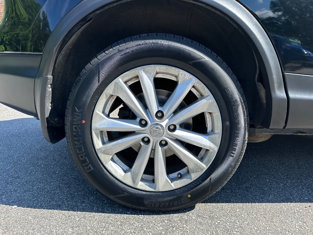 2018 Nissan Rogue - $9,499