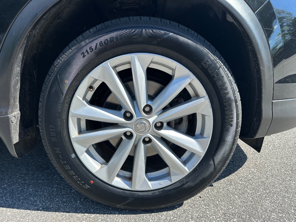 2018 Nissan Rogue - $9,499