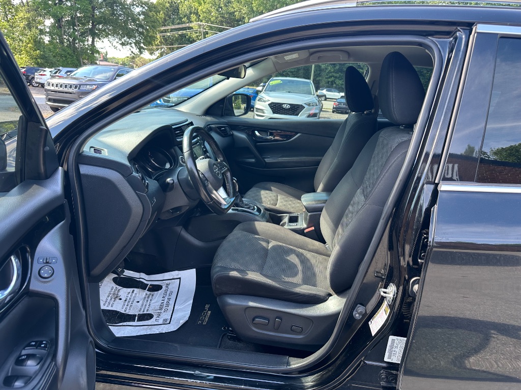 2018 Nissan Rogue - $9,499
