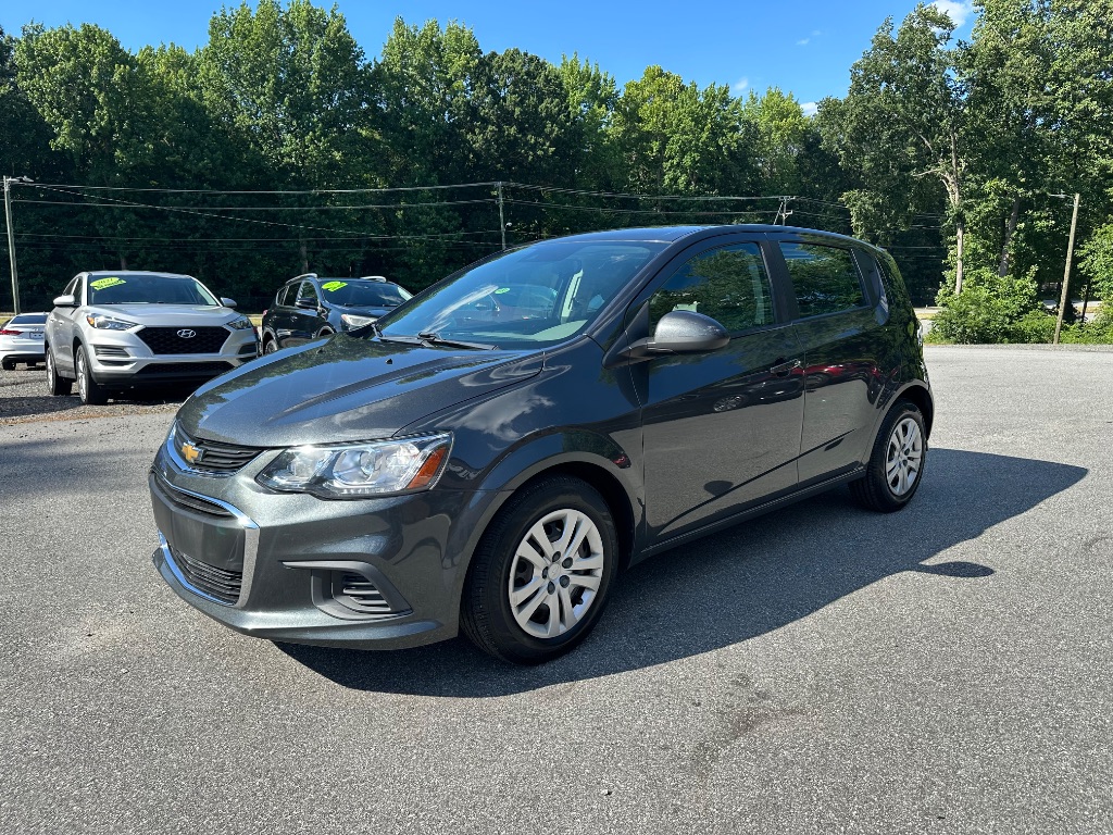2020 Chevrolet Sonic - $8,499