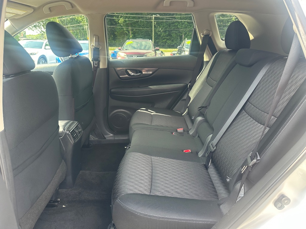 2017 Nissan Rogue - $10,999
