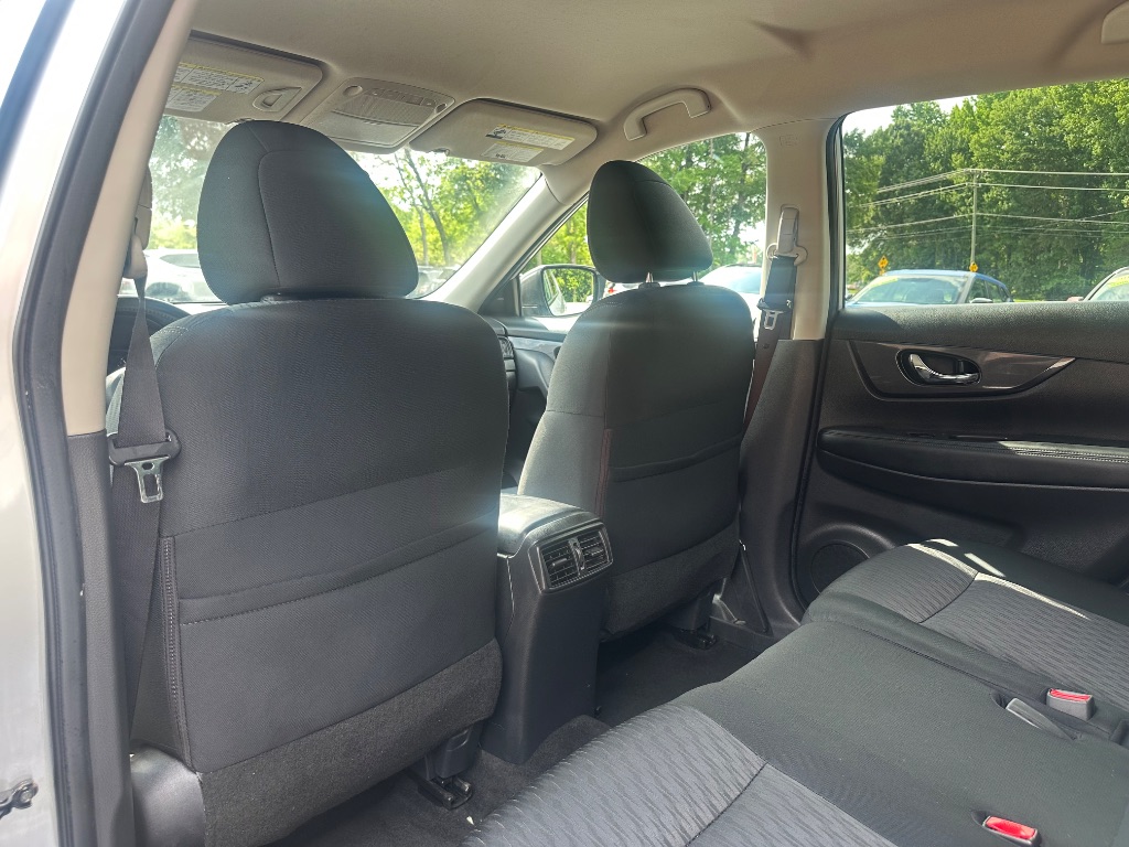 2017 Nissan Rogue - $10,999